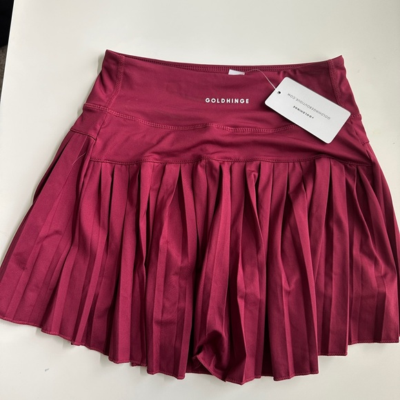 Women's Burgundy Pleated Skirt - Picture 10 of 10